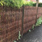 Kanelpilen changerer med utrolig dejlige og varme farver i de lodrette pilesektioner, og passer meget naturligt til omgivelserne.