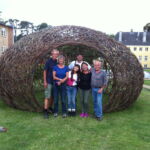 Nu er den store pilehytte blevet færdig.